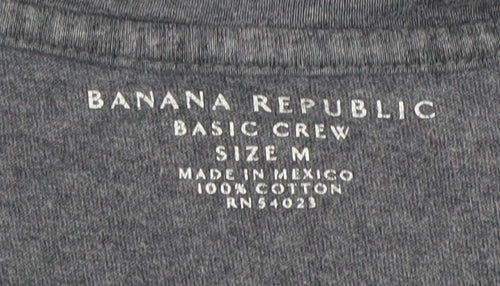 Banana Republic Men's Grey Crew Neck T-Shirt, Size M