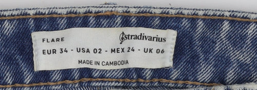 Stradivarius Women's Blue Flared Jeans Size 6