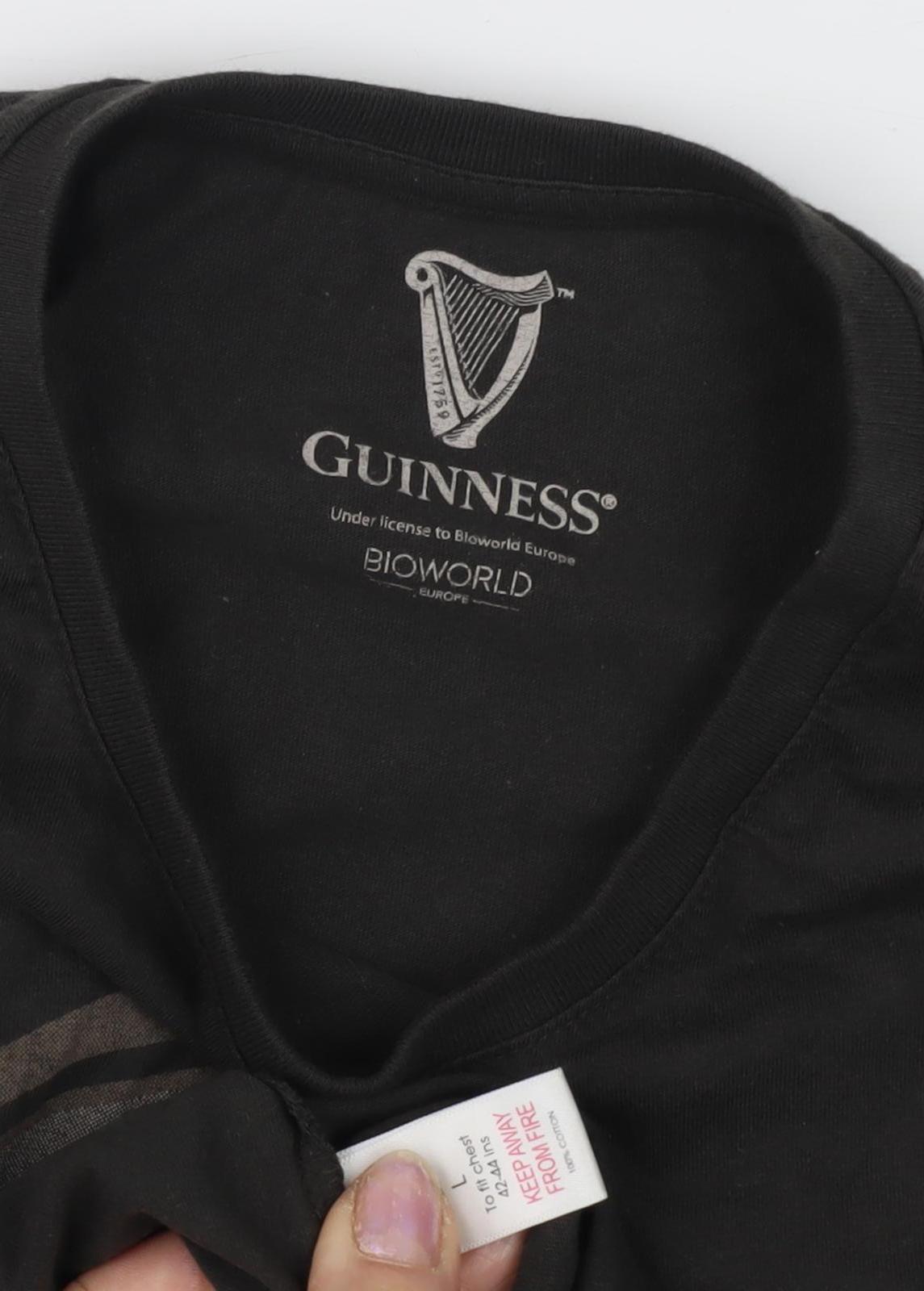 Guinness Men's Black Graphic Print T-Shirt - Large
