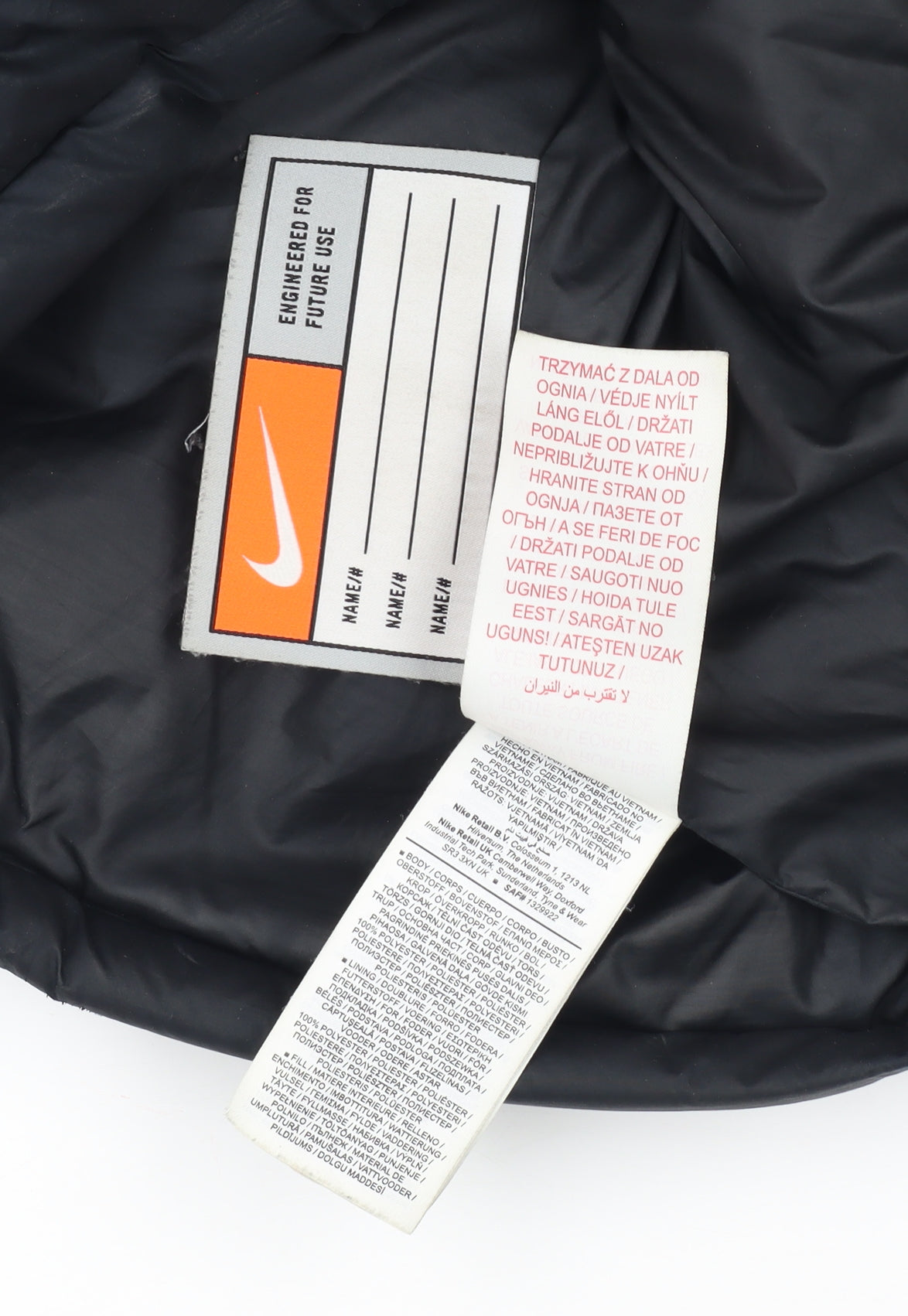 Nike Women's Black Puffer Jacket L Hooded Winter