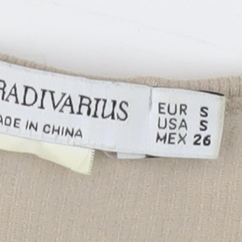 Stradivarius Women's Beige Cropped Knit T-Shirt Size S