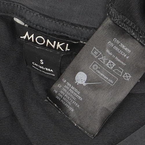 Monki Women's Black Basic T-Shirt Size S