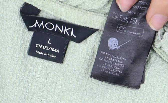 Monki Women's Green Cropped V-Neck Blouse, L