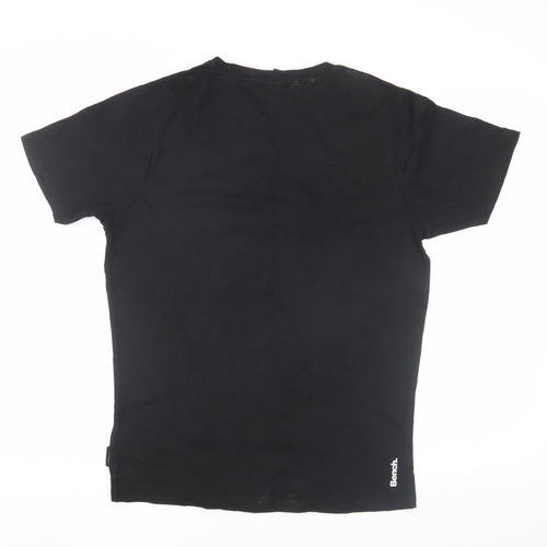 Bench Graphic T-shirt Size M