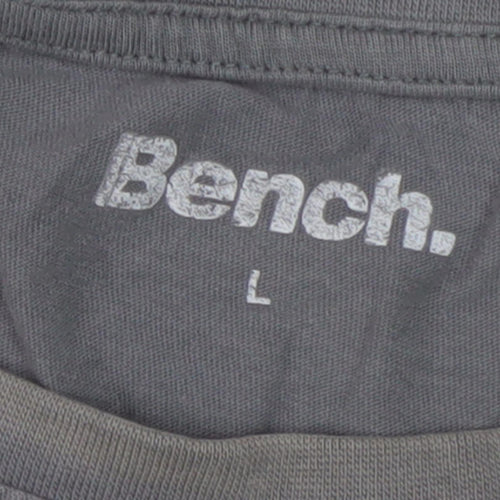 Bench Men's T-shirt Size L