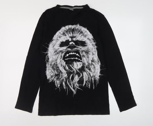 Front view of Disney boys’ black star wars graphic t-shirt xs