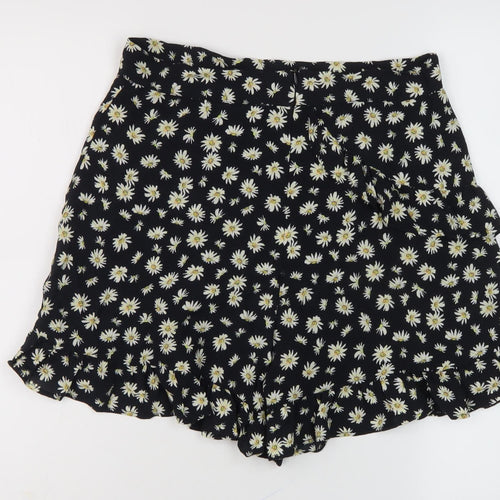 Zara Women's Black Floral Shorts M