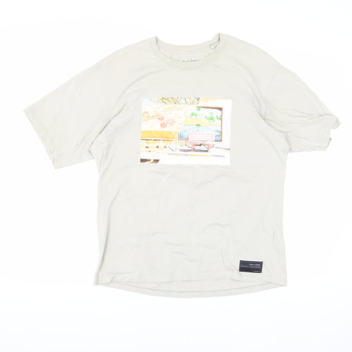 Pull & Bear Men Beige Graphic Print T-Shirt - S
