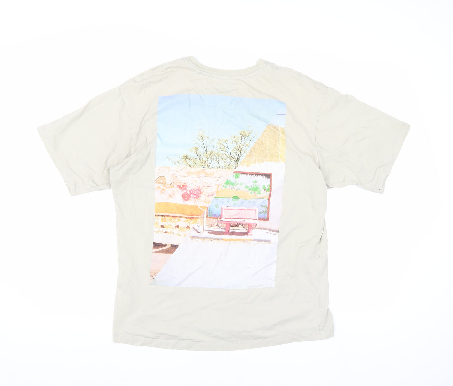 Pull & Bear Men Beige Graphic Print T-Shirt - S