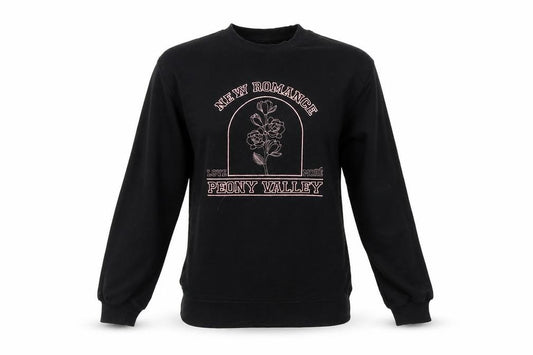 Front view of Threadbare Women's Black Pullover Sweatshirt, size 6