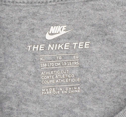 Nike Boys Grey Graphic Print T-Shirt XL Athletic Cut