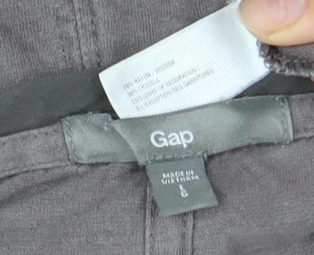 Gap Women's Grey Short Sleeve Scoop Neck T-Shirt, S