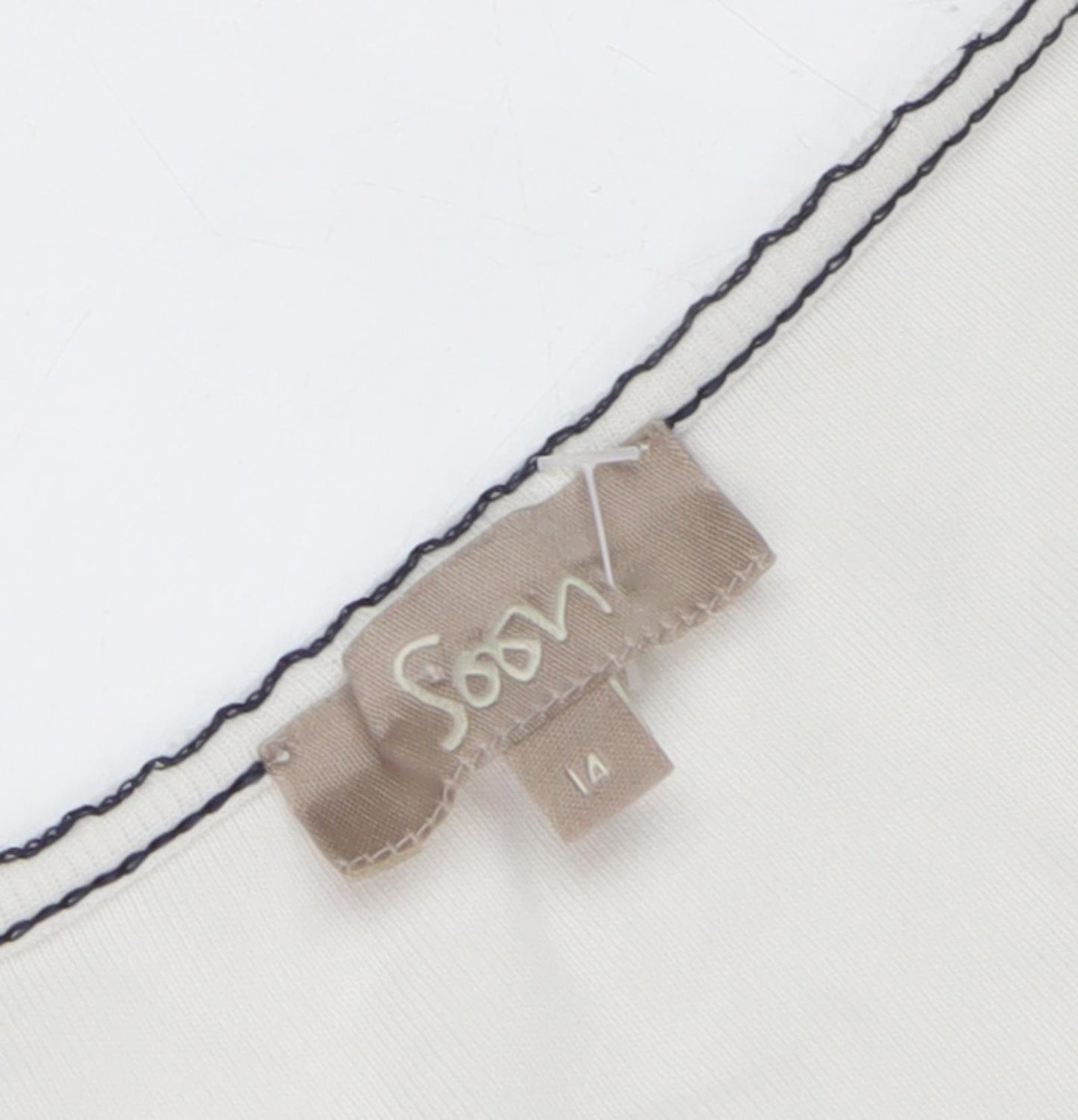 Soon Women's Ivory Floral Top Size 14