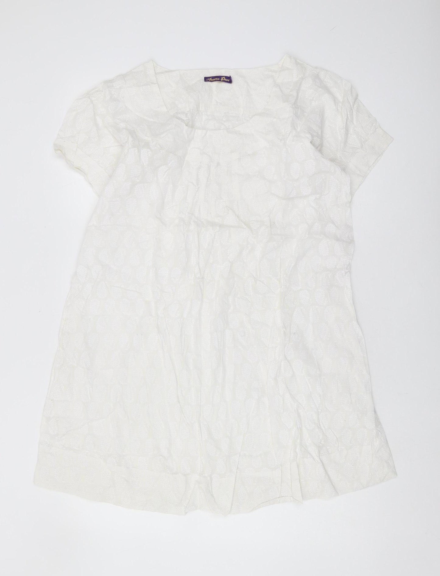 Aruna Devi Women's White Cotton Short Sleeve Top