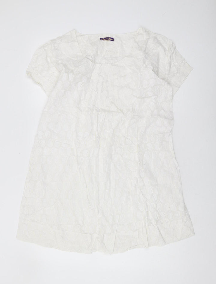 Aruna Devi Women's White Cotton Short Sleeve Top
