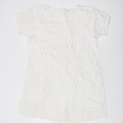 Aruna Devi Women's White Cotton Short Sleeve Top