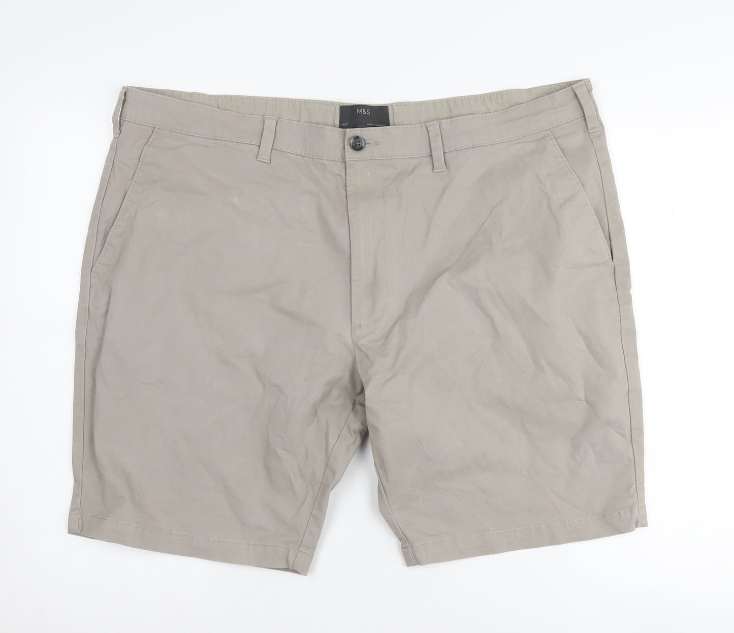 Marks and Spencer Men's Beige Chino Shorts 42 in Flat Front