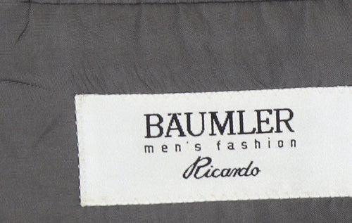 Baumler Men's suit jacket size 40.
