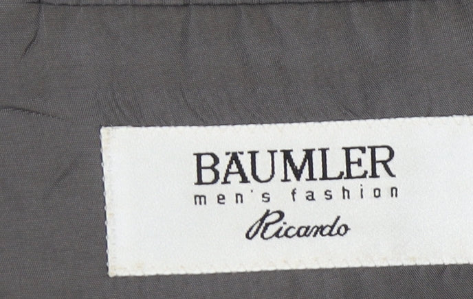 Baumler Men's suit jacket size 40.