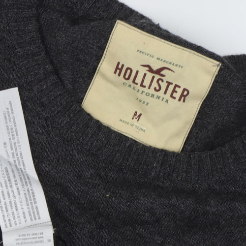 Hollister Men's Black Pullover Sweater Size M