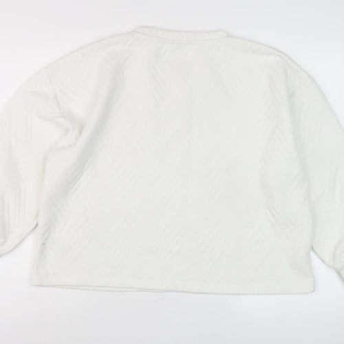 Great Plains Women's White Crew Neck Sweatshirt - Size S