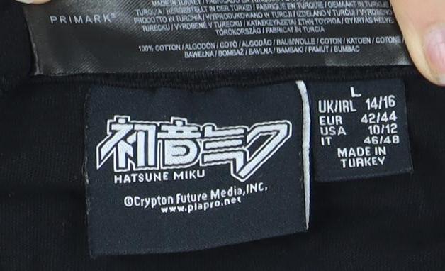 PiPapro Black Anime Print T-Shirt Size L Men