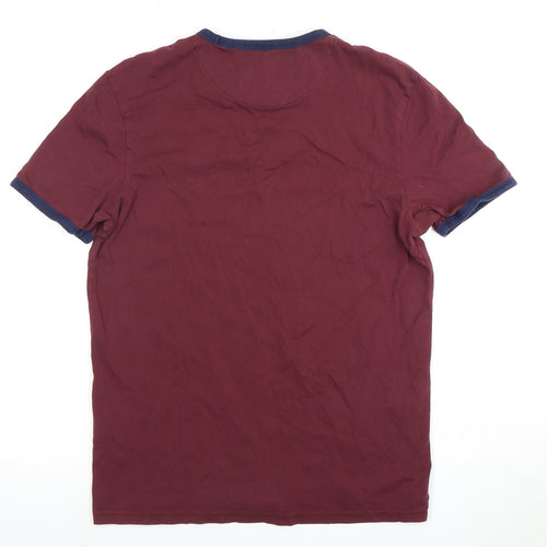 Lyle & Scott Men's Red Crew Neck T-Shirt, Size S