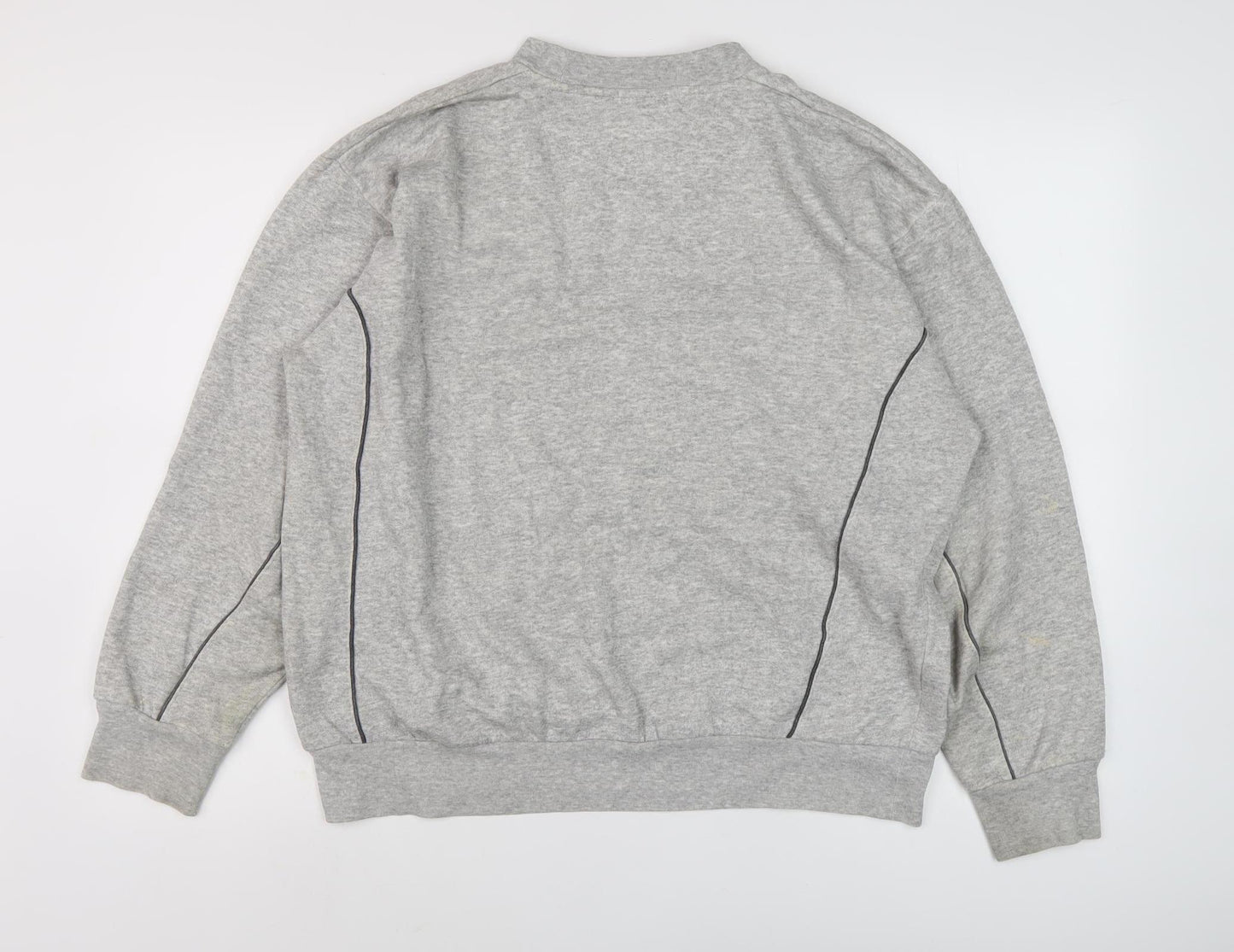 Umbro Men's Grey Sweatshirt M with Logo Accent