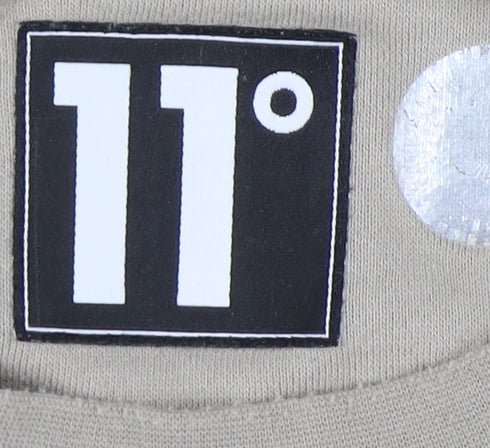 11 Degrees Men's Beige Graphic Sweatshirt Medium