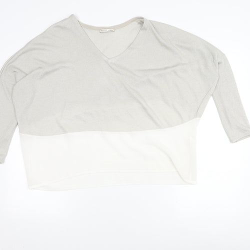 Zara Women's Grey/White V-Neck Top Size L
