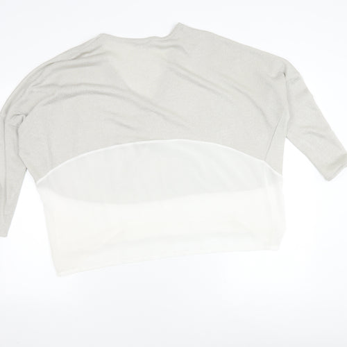 Zara Women's Grey/White V-Neck Top Size L