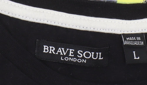 Brave Soul Men's Black Graphic Print T-Shirt - L