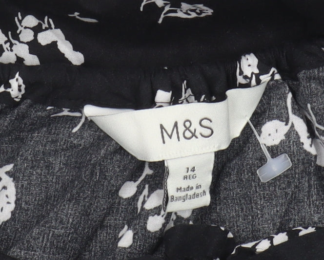 Marks and Spencer Women's Black Floral Blouse Size 14