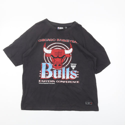 NBA Unisex Black XS Bulls Graphic T-Shirt, Relaxed Fit