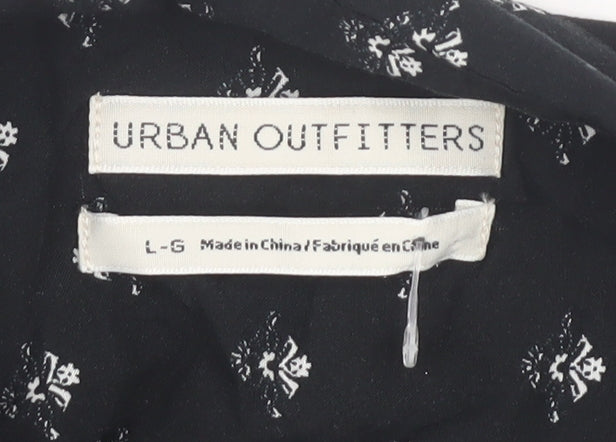 Urban Outfitters Women's Black Button-Up Shirt L