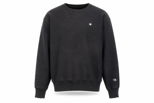 Front view of Champion Men's Black Pullover Sweatshirt Large