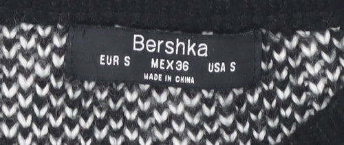 Bershka Women's Black Pullover Crew Neck Jumper, S