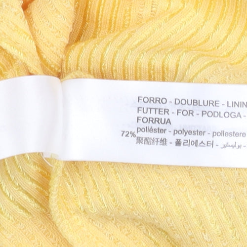 Bershka Women's Yellow Cropped Top, 2XS
