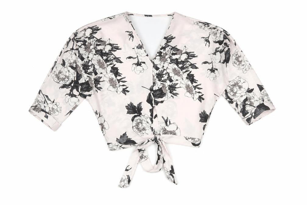 Front view of River Island Women's Floral Cropped Blouse