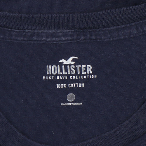 Hollister Men’s Blue Crew Neck T-Shirt - Size S