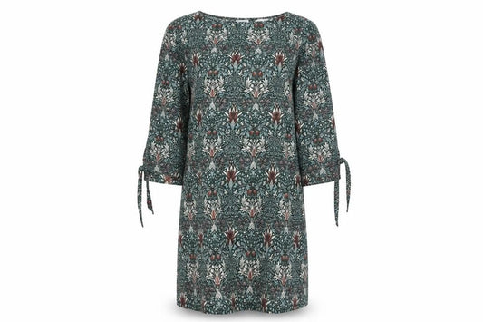 Front view of Morris & Co Women's Green Dress, size 8, Lightweight, Polyester