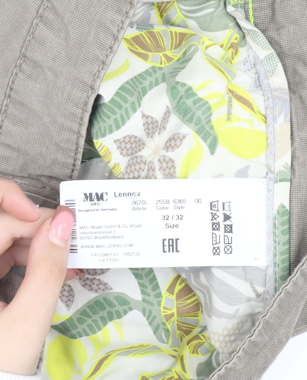 MAC JEANS Men's Beige Corduroy Jeans Size 32