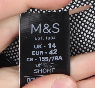 Marks and Spencer Women's Cropped Trousers - Black, Size 14