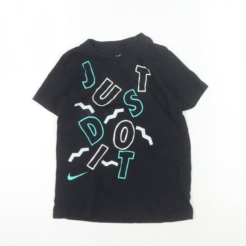 Nike Girls Black Graphic T-Shirt 6-7 Years Sports Style