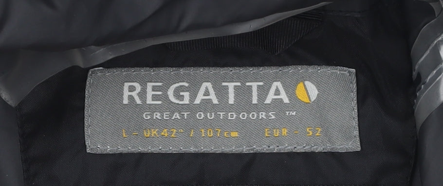 Regatta Men's Black Waterproof Rain Coat L Size