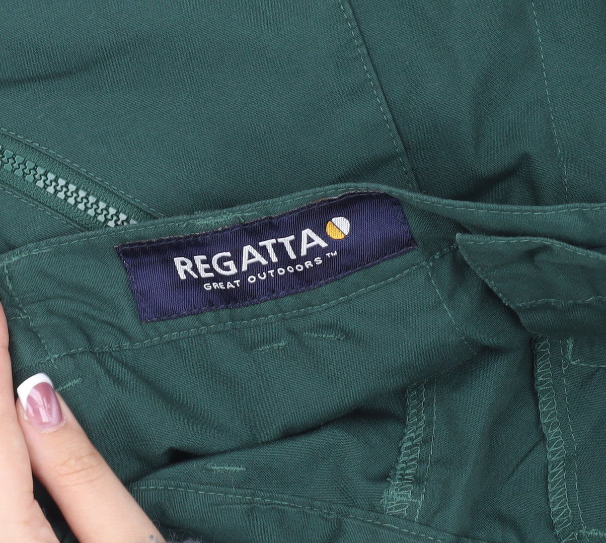 Regatta Men’s Green Cargo Shorts, Size M, Outdoor