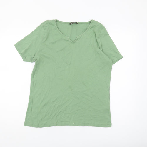 Bonmarché Women's Green V-Neck T-Shirt Size 16