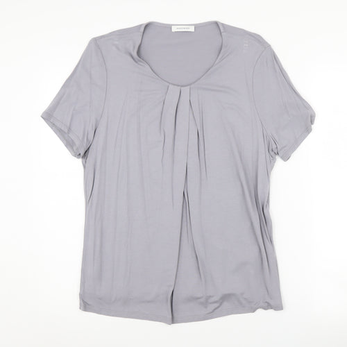 Windsmoor Women's Grey Basic T-Shirt M Scoop Neck