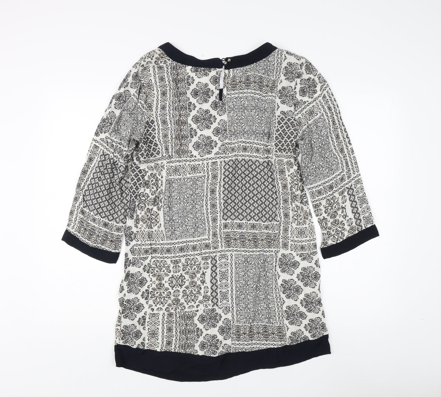 Spirit at M&Co Women's Ivory Geometric Tunic - Size 10