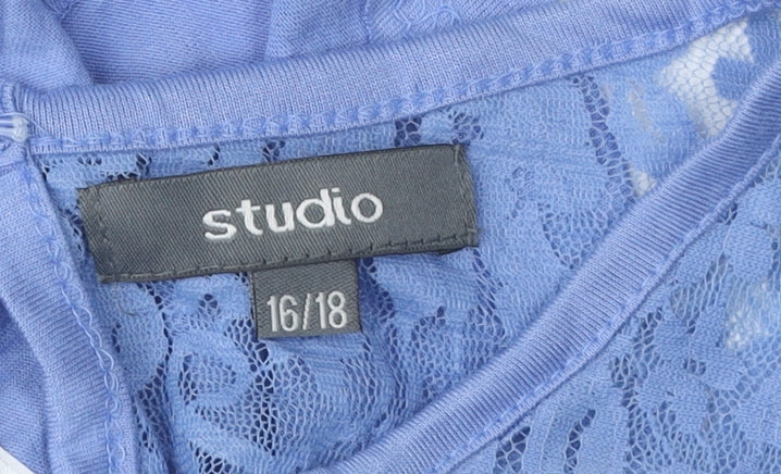Studio Women’s Blue Lace Sleeveless Top Size 16